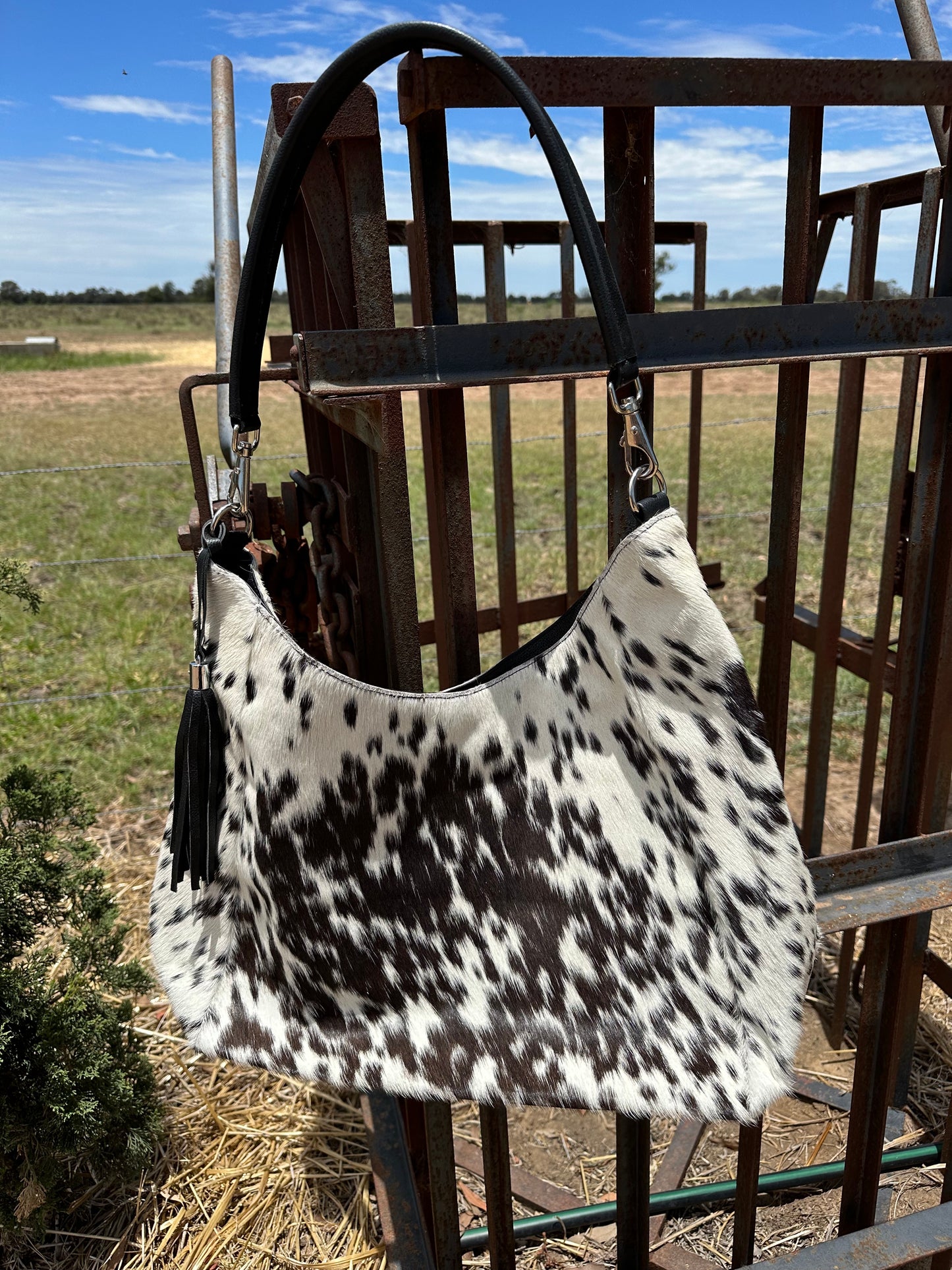 Cowhide Shoulder Handbag 04