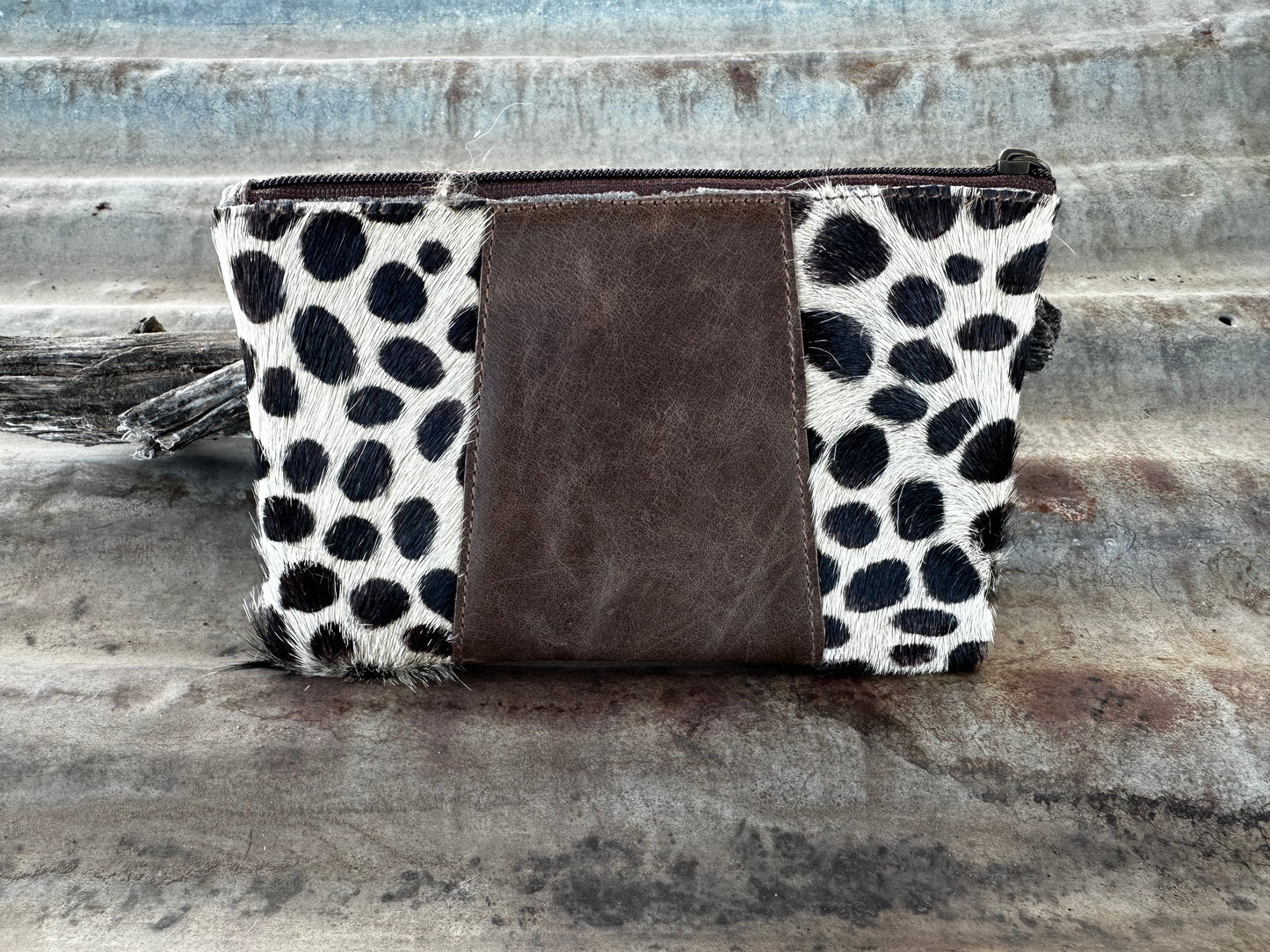 MO02 Cowhide Purse