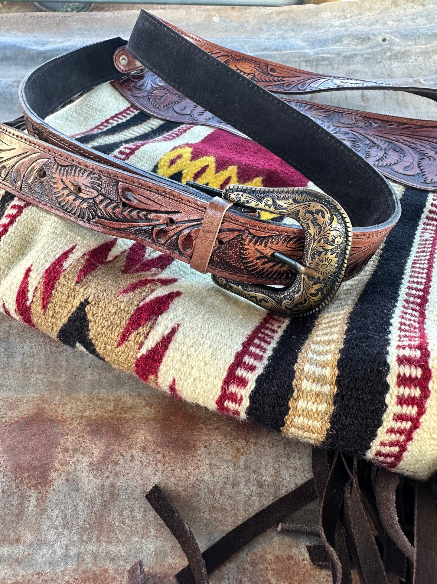 SB03 Saddle Blanket Bag