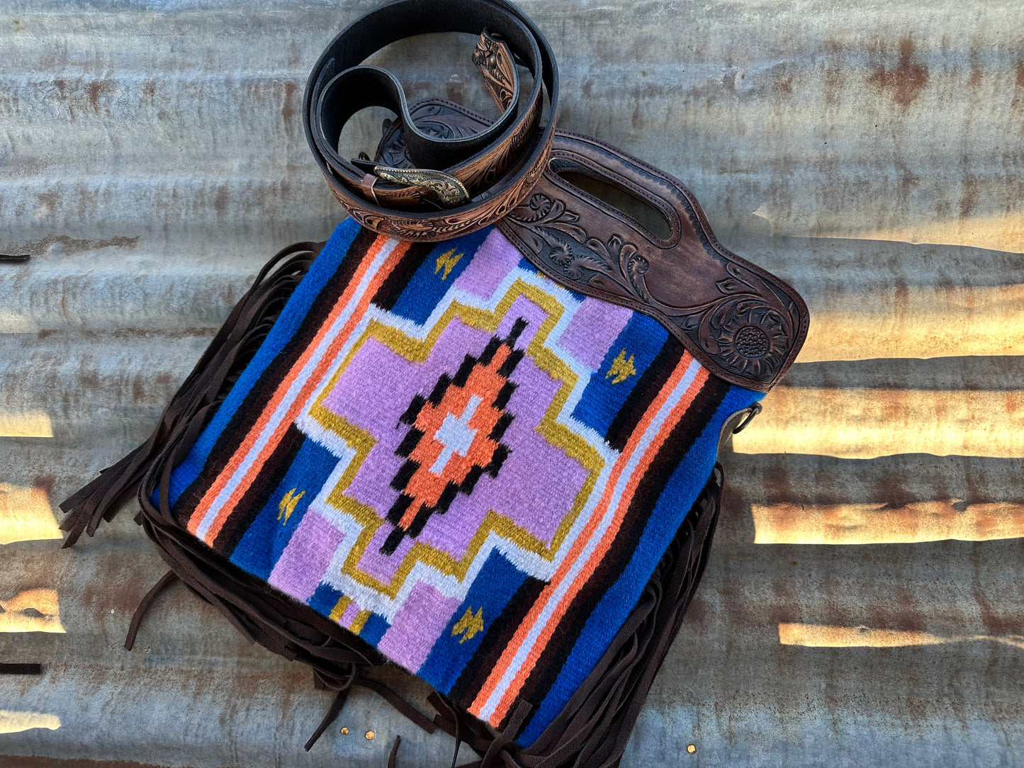 SB04 Saddle Blanket Bag