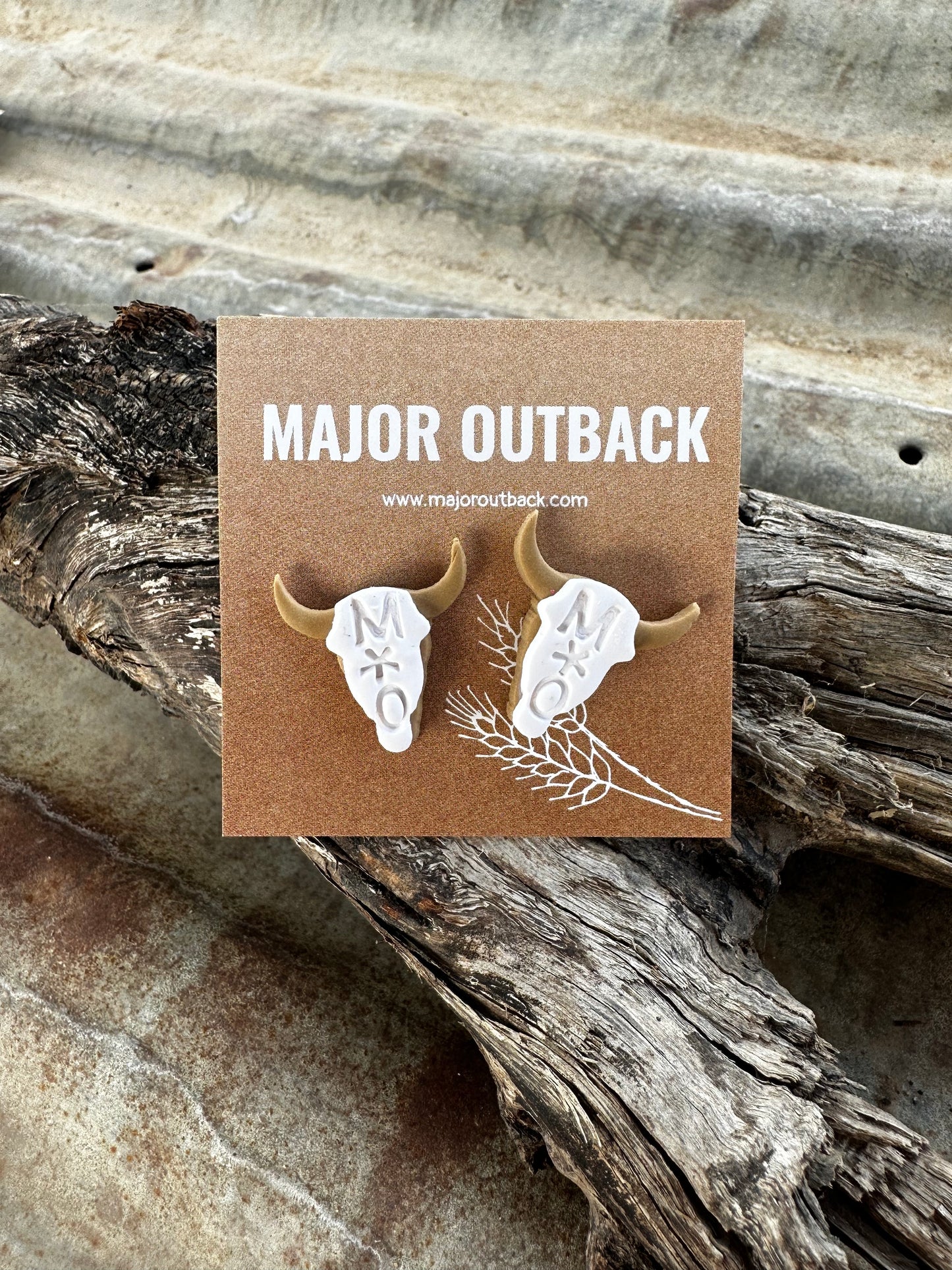 Longhorn Clay Studs - Tan