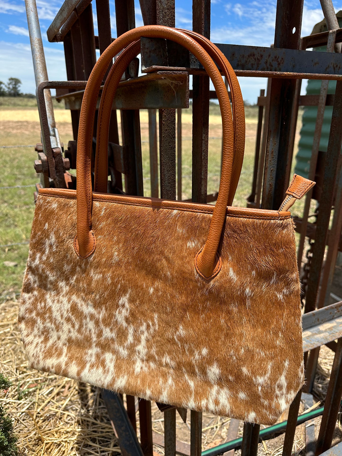 Cowhide Shoulder Bag 03
