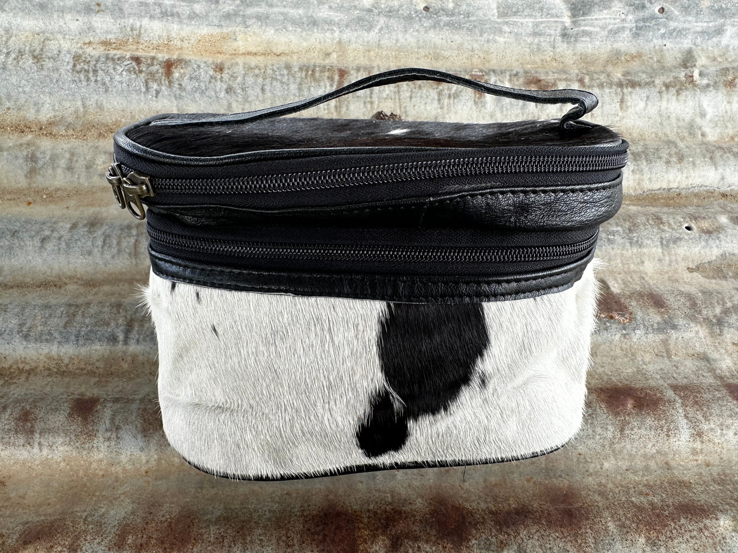 WB09 Western Beauty Bag