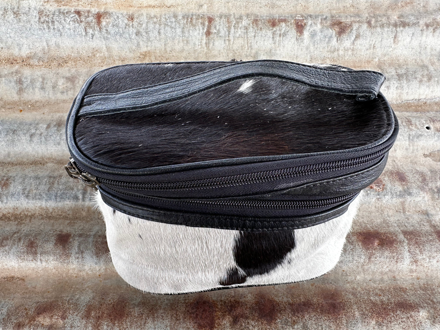 WB09 Western Beauty Bag
